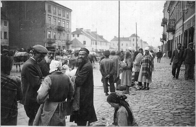 Jewish market in Radom Ghetto